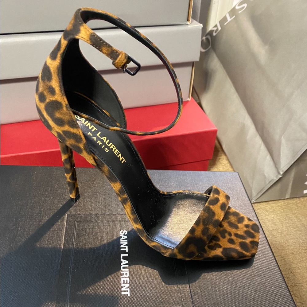 Ysl heel